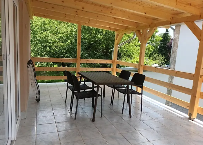 Gulyas Vendeghaz Pensiune Zalakaros